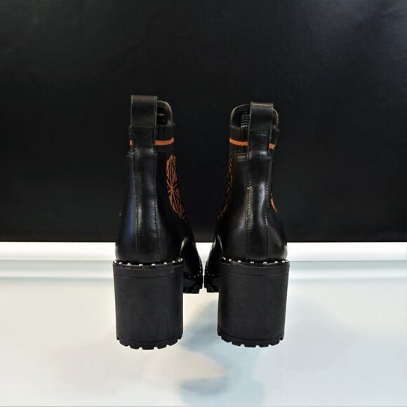 Antonio Melani Chunky Lug Sole Booties 20th Anniversary Collection Mikee Logo - Picture 4 of 11